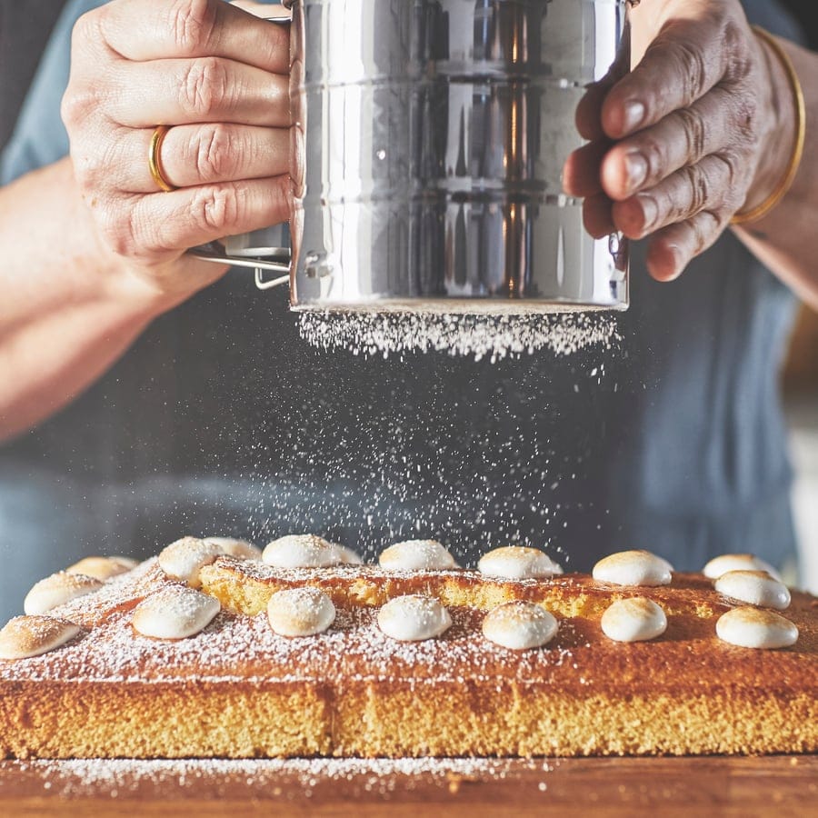 Premium SS Flour Sifter – Smooth, Lump-Free Flour Every Time